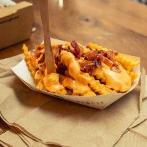 Frites bacon cheddar